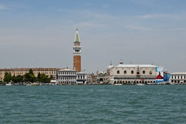 Venezia-01-Veduta-di-San-Marco-dal-mare-600x400.jpg