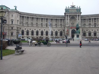 Vienna 04 Hofburg palazzo Imperiale.jpg