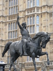Londra 10 statua di Riccardo Cuor di Leone.jpg